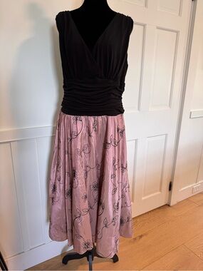Gorgeous Black & Pink Silk Floral A-Line Formal Dress w/ Taffeta Underskirt